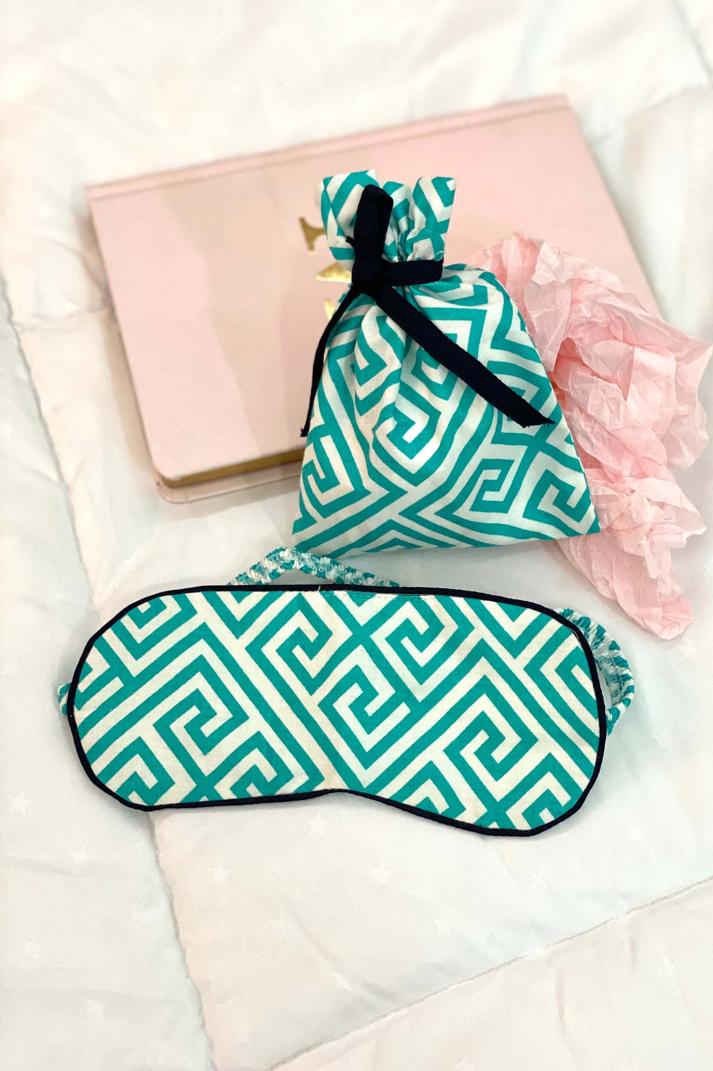 Women's Lounge Shorts Set - (Shirt, Shorts, Sleeping Mask & Pouch)