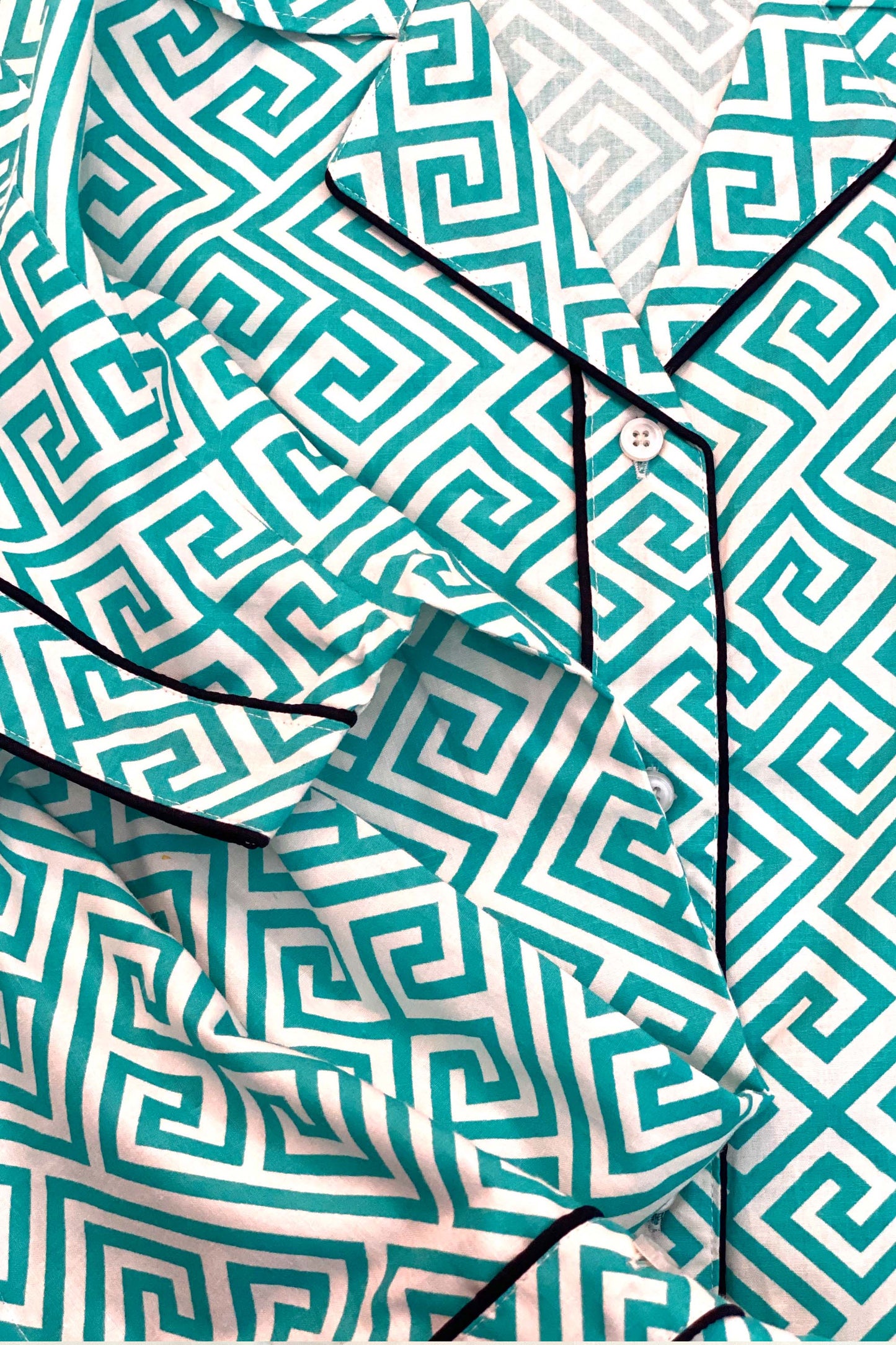 Women's Lounge Shorts Set - (Shirt, Shorts, Sleeping Mask & Pouch)