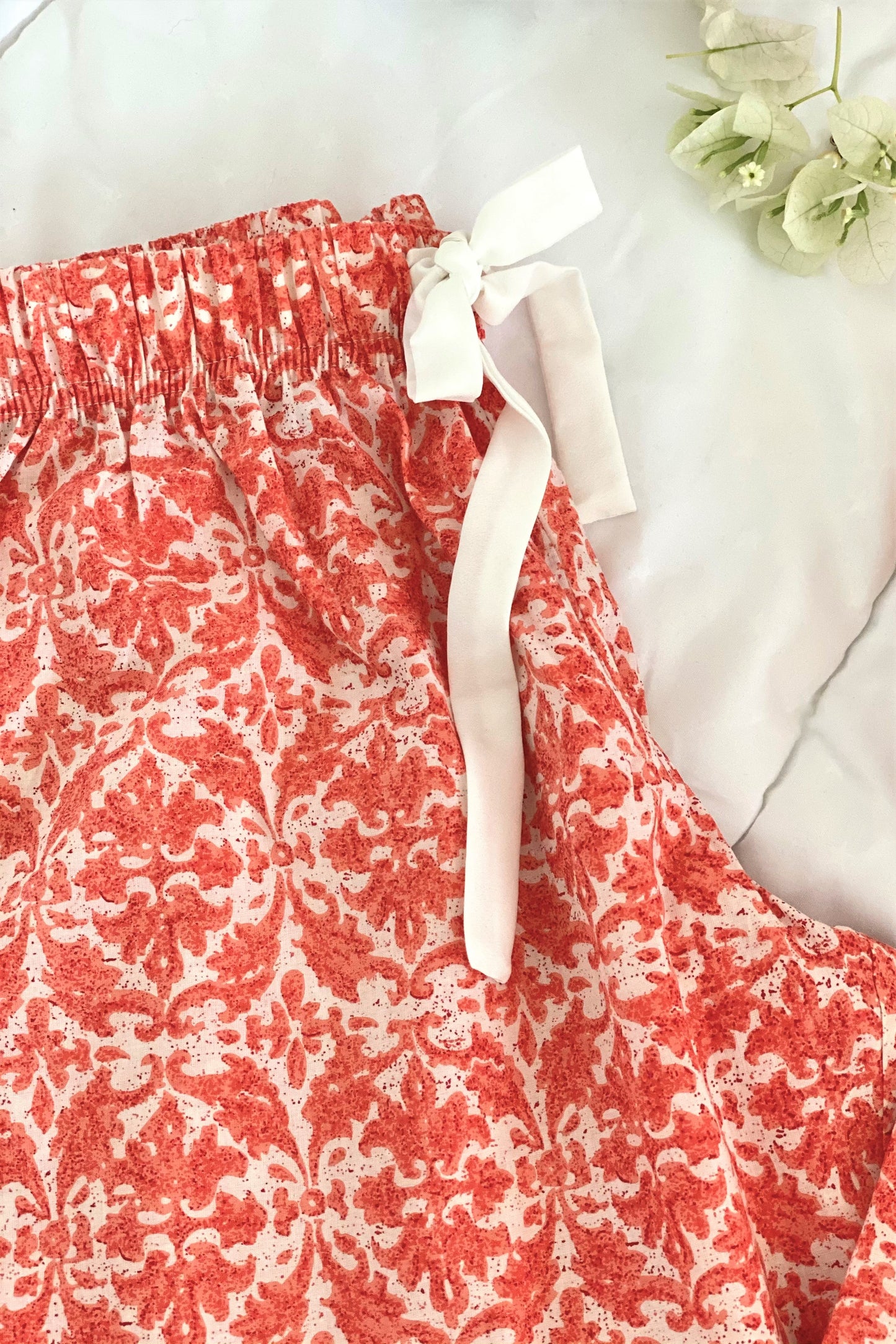 Women's Sleep Set (Pyjamas, Sleepshirt, Sleeping Mask & Pouch)