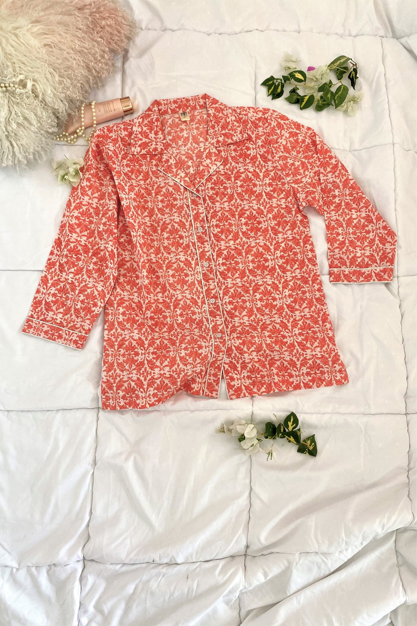 Women's Sleep Set (Pyjamas, Sleepshirt, Sleeping Mask & Pouch)