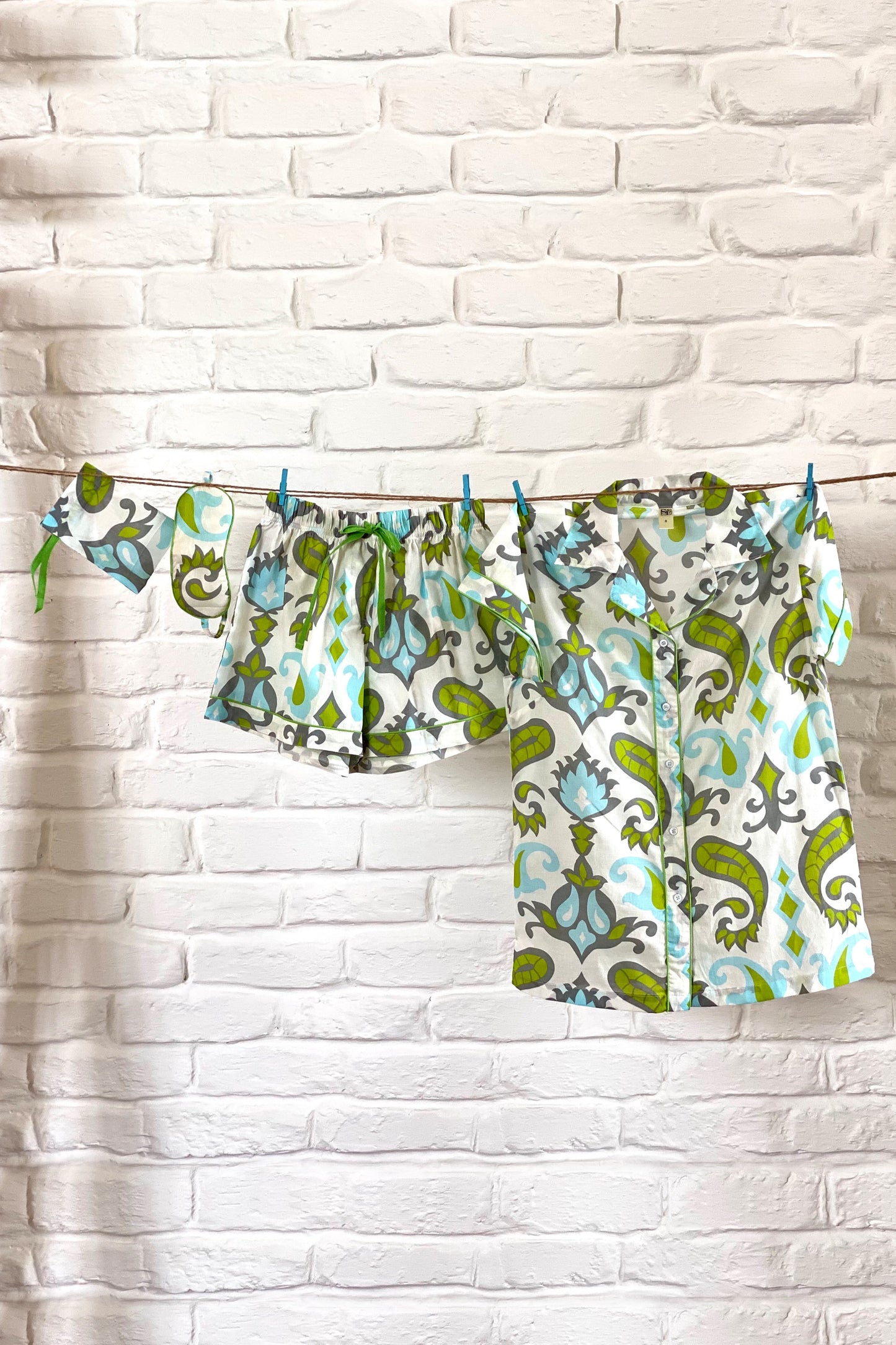 Women's Lounge Shorts Set - (Shirt, Shorts, Sleeping Mask & Pouch)