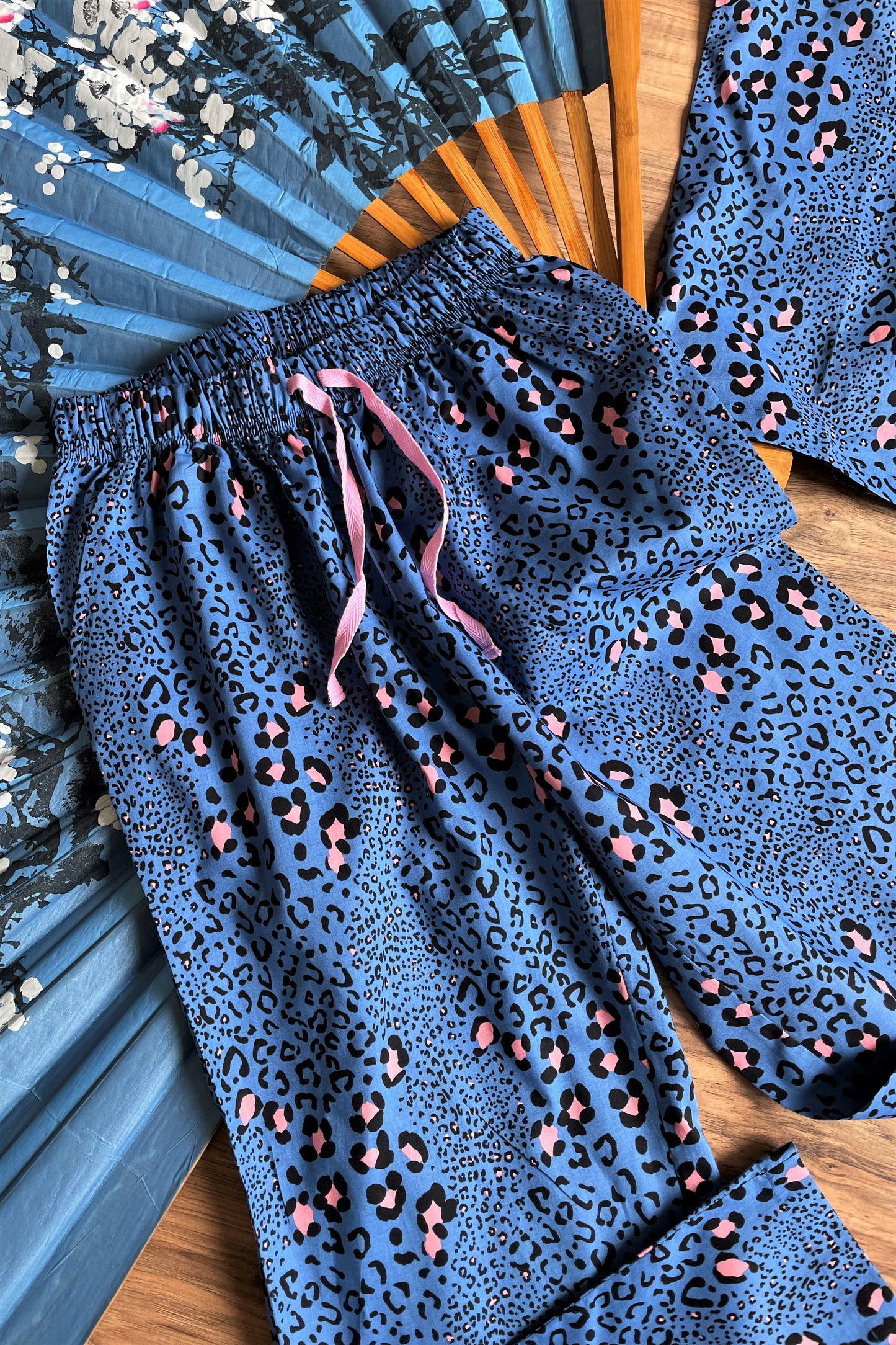 Women's Cotton Nightsuit - Leopard Blue