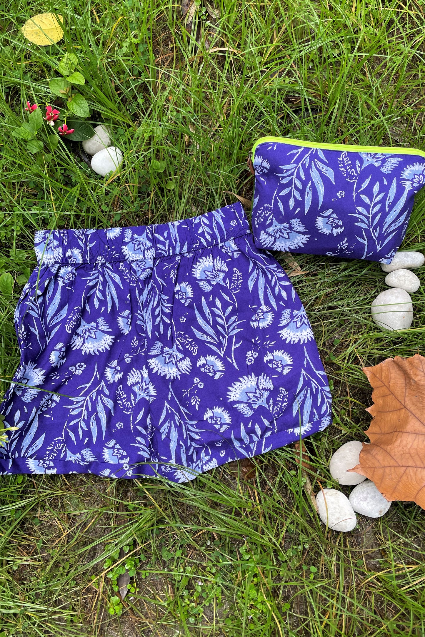 Women's Shorts & Cosmetic Pouch Set - Moroccan Blue