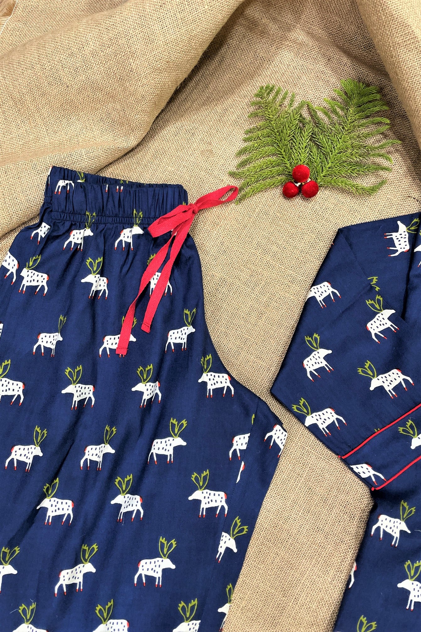Women's Viscose Nightsuit - Moose Navy